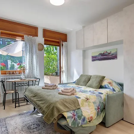 Tiny House Sofia - דירה אאוסטה